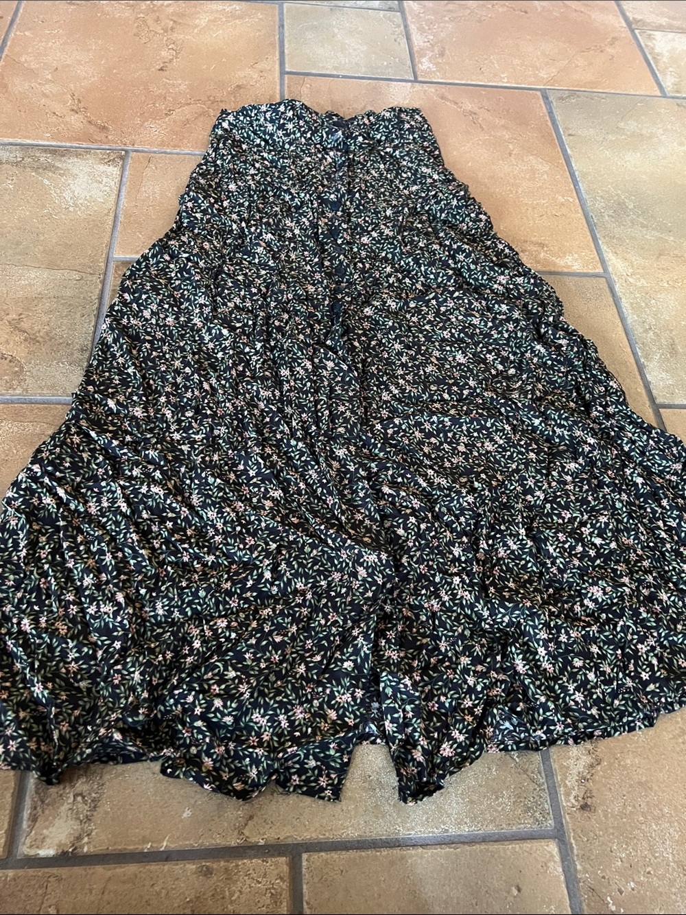 VINTAGE STREETWEAR SKIRT